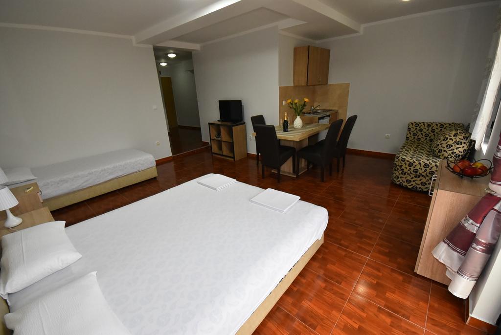 Apartmani Bozinovic Herceg Novi Exterior foto