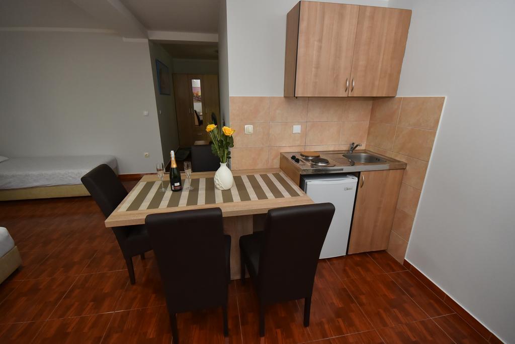 Apartmani Bozinovic Herceg Novi Exterior foto