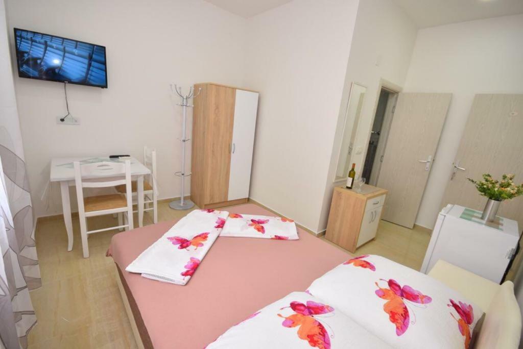 Apartmani Bozinovic Herceg Novi Exterior foto